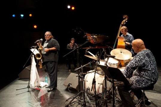 Interviu cu Gábor Tompa, directorul Festivalului Interferențe 