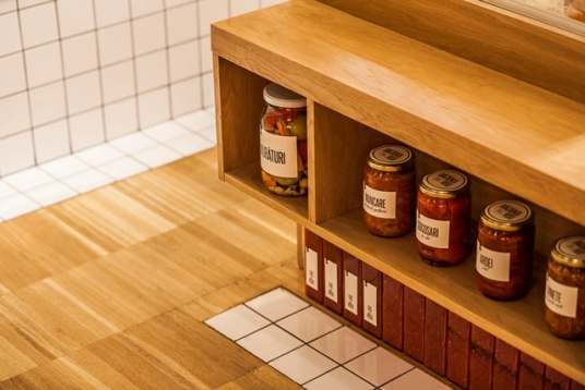 O nouă prăvălie în zona Amzei