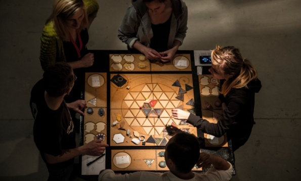 Arhitectural objects with a twist