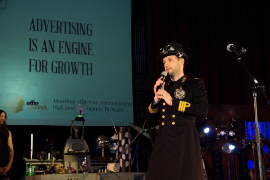 Strategii puternice de marketing + comunicare eficientă = vânzări