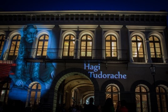  De la han comercial la pasaj al artelor