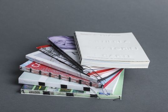 ANDREEA MIHAIU // GRAPHO_MAT