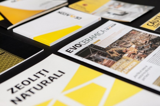 ANDREEA MIHAIU // GRAPHO_MAT