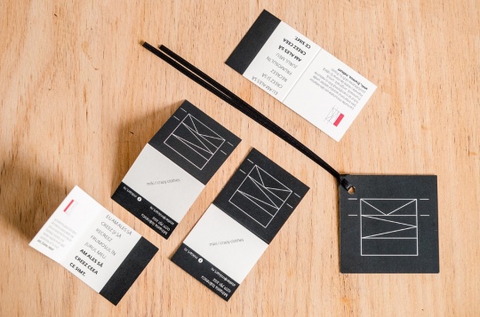 ANDREEA MIHAIU // GRAPHO_MAT