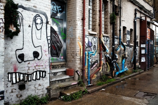 Creative models to revitalize urban sites  