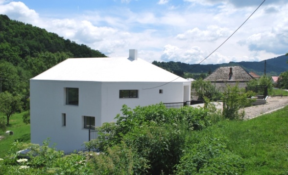 ZOOM INTERIOR DESIGN PLUS 