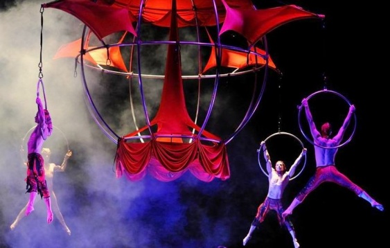 Bucureştiul redevine tărâm de poveste