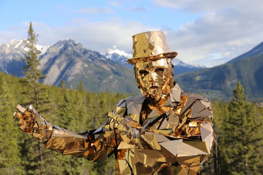 Bucureştiul redevine tărâm de poveste