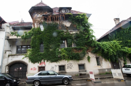 O aplicație spune povestea caselor frumoase din România