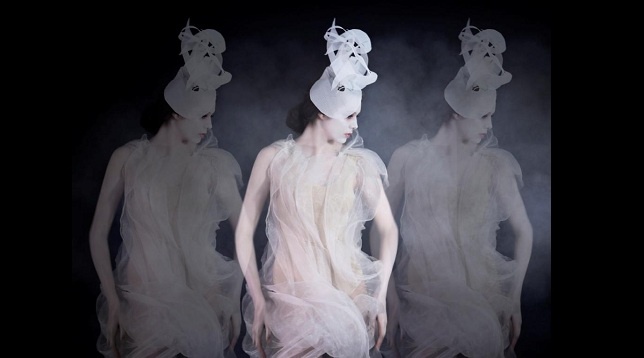 Andreea Postelnicu Stoian // Evanescent