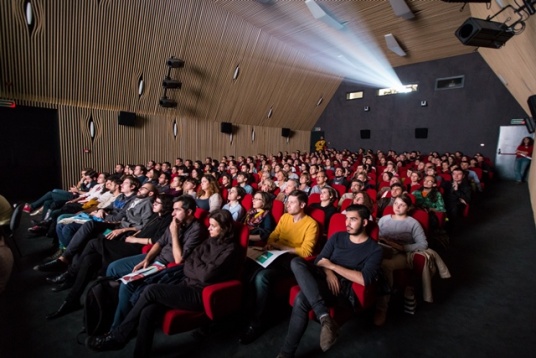 Filmul Cheltuieli comune a câștigat premiul UrbanEye 2015