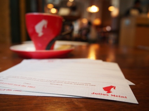 Versurile devin monedă de schimb