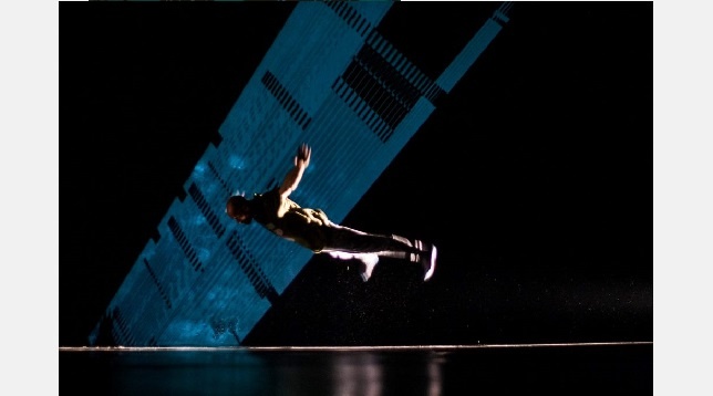 SPOTLIGHT2016 Artists // KOTKI visuals & TANGAJ DANCE