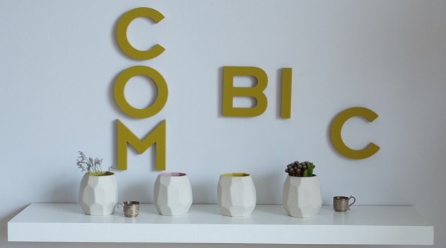 COMBIC // Joaca cu obiectele