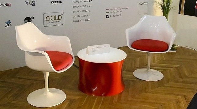 INSTALART // INSTALART/ OBIECT/ 004. Inspired by UniCredit Bank