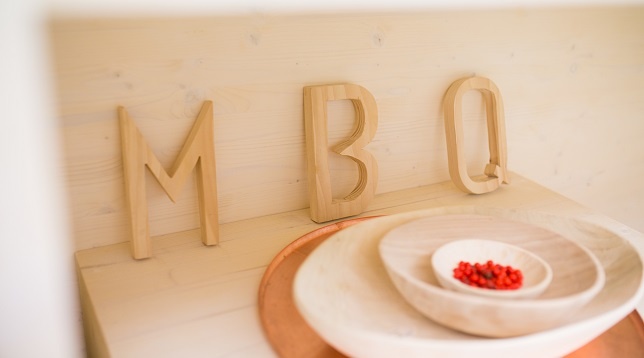 MESTESHUKAR BUTIQ // Evolution of Roma crafts and craftsmen: from archaic to contemporary