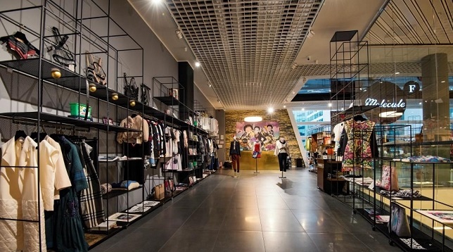  MOLECULE F // Introducing Steff Chelaru 