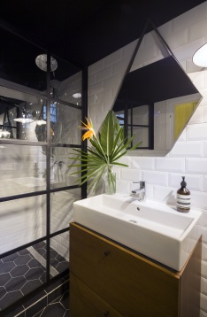 BOGDAN CIOCODEICA & DIANA ROSU