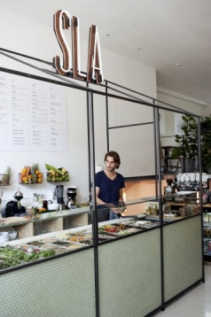 Juriul de la ABSOLUT Call For Untold 