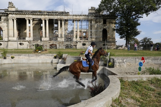 Opt mii de spectatori la Karpatia Horse Show 2016:  