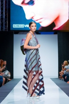 Anca Maxim // Vibrații 