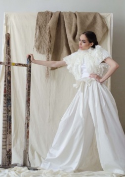 Andreea Ciungan // Lurish 