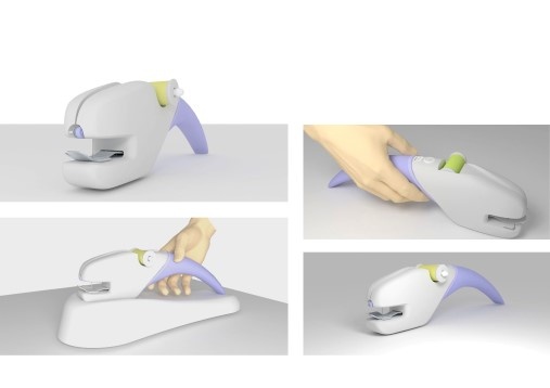 Bianca Arhot // Mașina de cusut portabilă