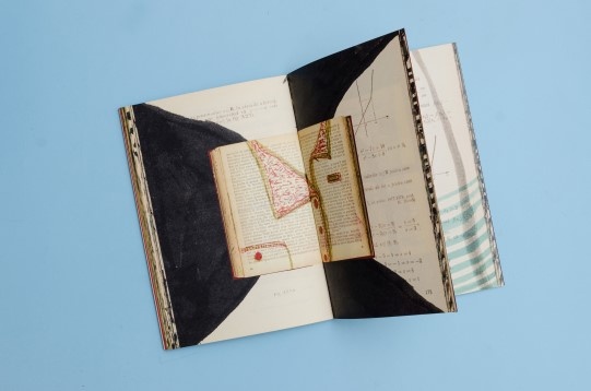 Miruna Popescu // Intervenție în bibliotecă 