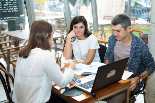 Câștigătorii Portfolio Reviews @Diploma