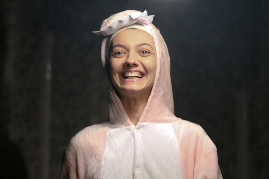 Spectacol nou la UNTEATRU: Lumea dinăuntru / World Within 