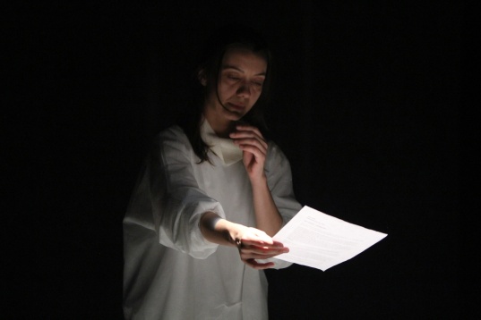 Spectacol nou la UNTEATRU: Lumea dinăuntru / World Within 