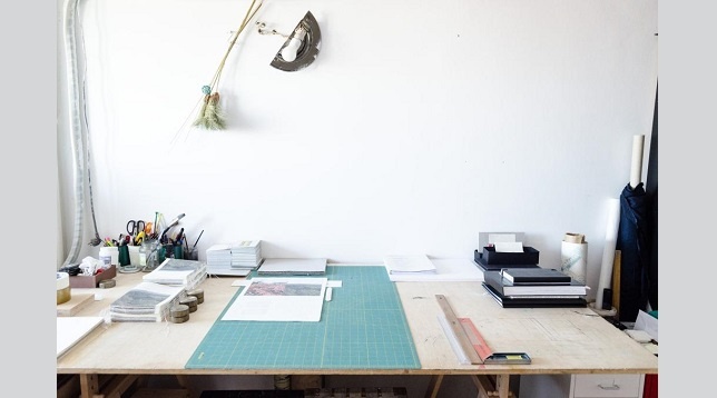 CREATIVE CRIBS #2 / Grapho_mat