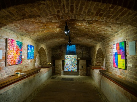 Liliana Stoica, Ciprian Manda și Angela Ciobanu într-o expoziție semnată de Asociația Atelierul de Creație