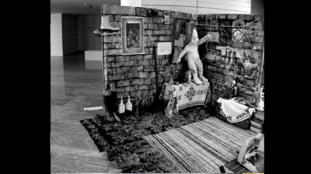 Vasile Alexandru Puchianu // Zid, colaj est-european