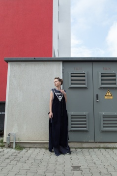 Bianca Negrea // Confused