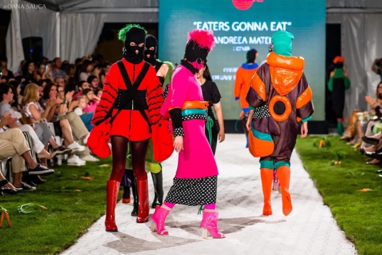 Andreea Matei // Eaters gonna eat 
