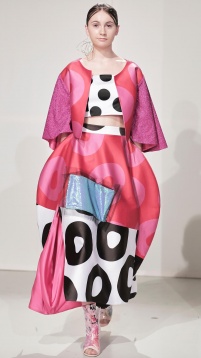 Evelyne Lörincz // Notorious 