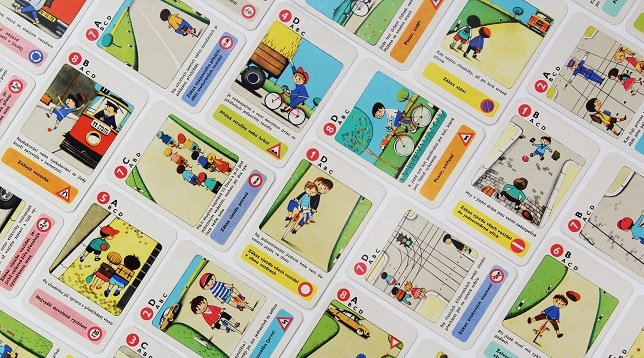 Expoziţie cu obiecte de design cehoslovac găsite în România