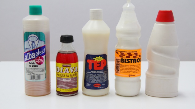 Expoziţie cu obiecte de design cehoslovac găsite în România