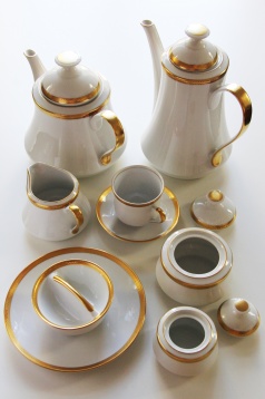 Expoziţie cu obiecte de design cehoslovac găsite în România