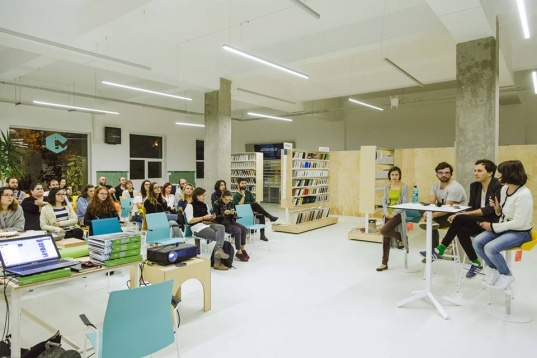 Peste 1000 de profesioniști au vizitat biblioteca de materiale  în săptămâna de lansare