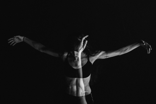 Prezentări, lansare de carte şi o nouă expoziţie Exposing Movement 