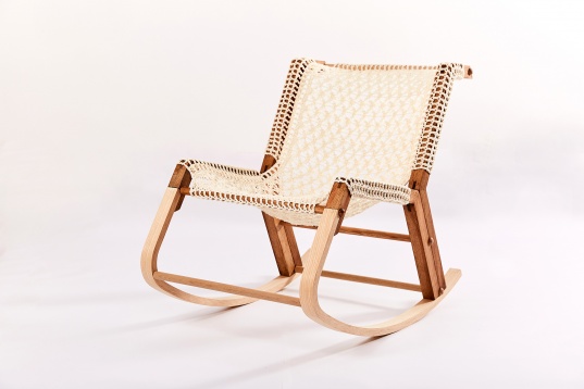  Tradiții și meșteșug în designul românesc contemporan