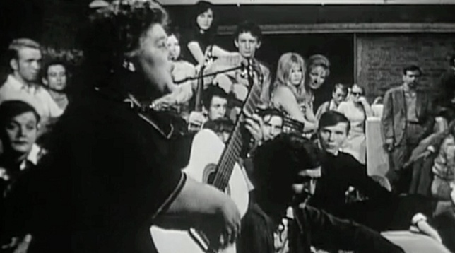 Am adoptat filmul „Cântecele angajate ale lui Colette Magny” la #OWR11