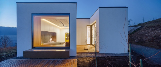 FILOFI AND TRANDAFIR ARCHITECTURE