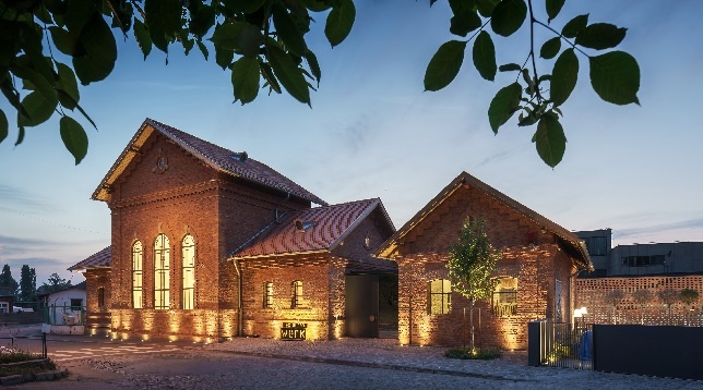 FILOFI AND TRANDAFIR ARCHITECTURE