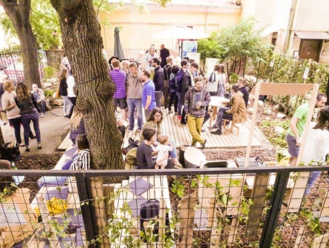 ACUARELA BISTRO & DIZAINĂR CONCEPT-STORE // BARBECUE, ART & DESIGN @ ACUARELA BISTRO 