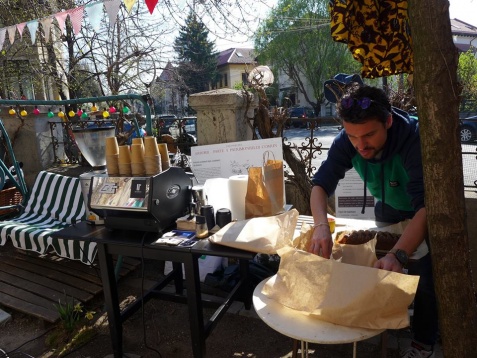 INCOTROCENI // BAZAR DE COTROCENI 