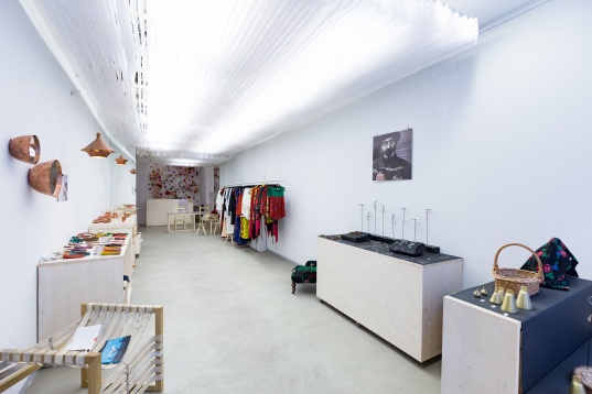 MEȘTESHUKAR BUTIQ // ANIVERSARE: MEȘTESHUKAR BUTIQ ÎN INIMA BUCUREȘTIULUI