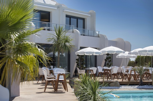 SCANDINAVIAN DESIGN HOUSE // FEEL AT HOME WHEN YOU ARE NOT